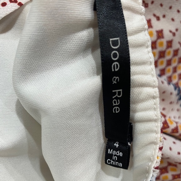 Do & Rae halter top open back tie back printed dress. - Picture 7 of 8